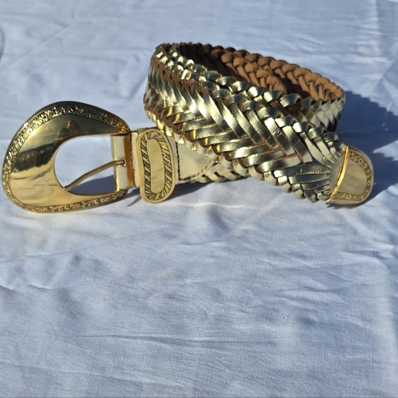 Vintage Captiva Metallic Gold Braided Leather Large Gold Toned Buckle Medium - Picture 5 of 13